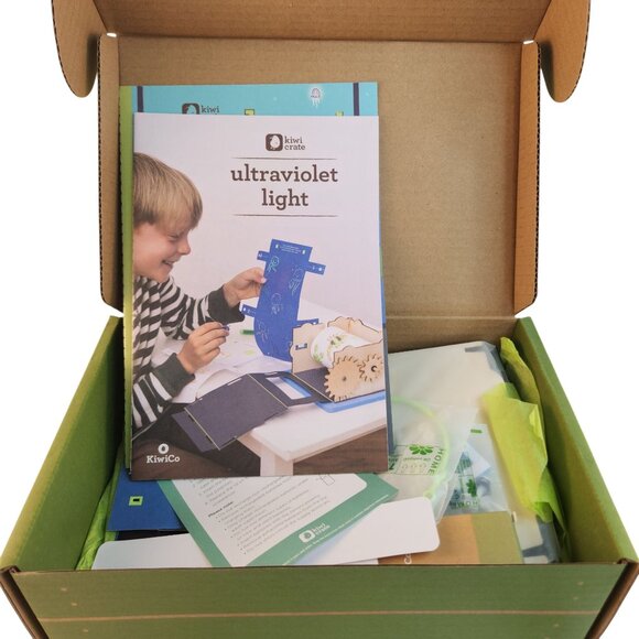 KiwiCo Kiwi Crate Ultraviolet Light STEM Kit For Ages 5+ Kids Activity Box - Picture 1 of 8